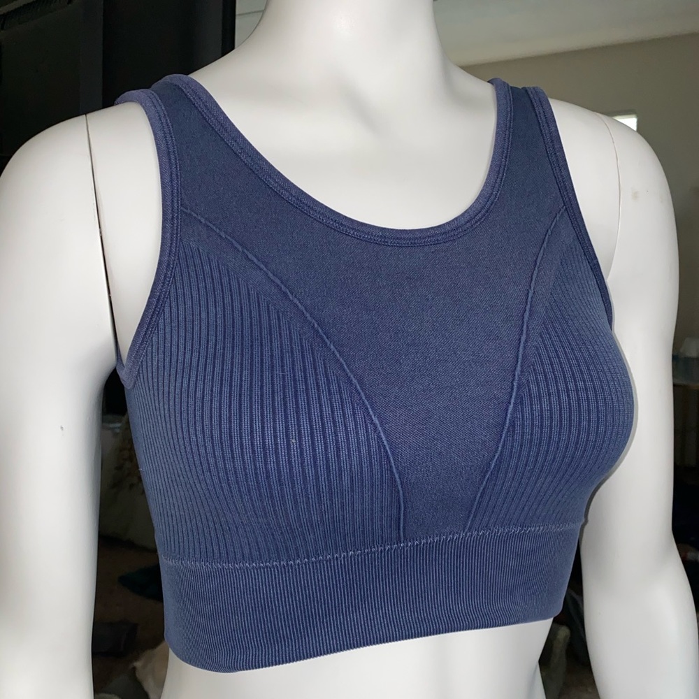 Pro Fit Seamless Sports Top
